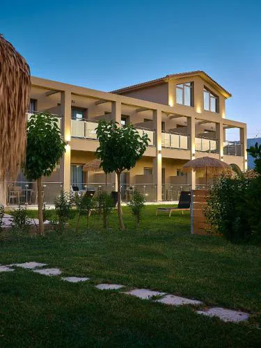 Grapevines Hotel