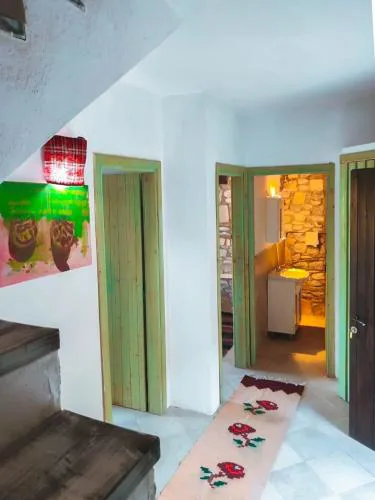 Petradi House