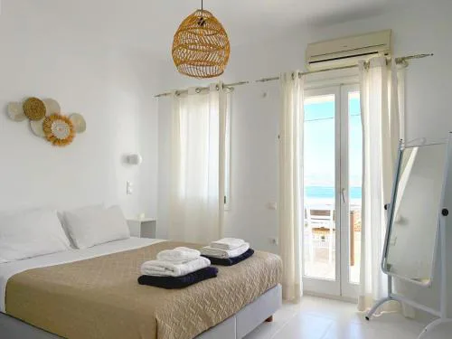Villa Zeos - Cycladic house close to the beach