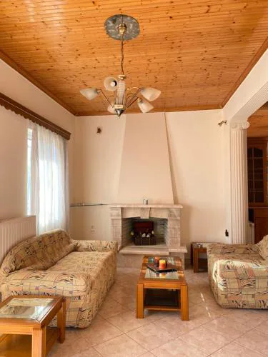 Fourlani's Apartments