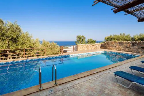 Villa Kimothoe with Private Pool, only 20 min to Elafonissi Beach