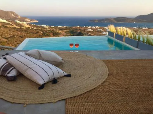 Horizon House with private pool and breathtaking views
