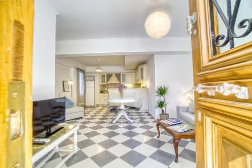 Stylish and Cozy Home in Andros Town by Explore Andros