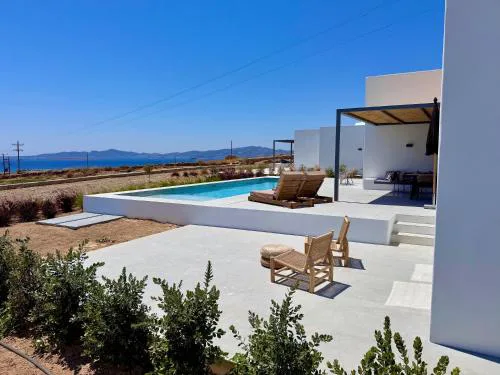 Faragas Hill Oasis Villa