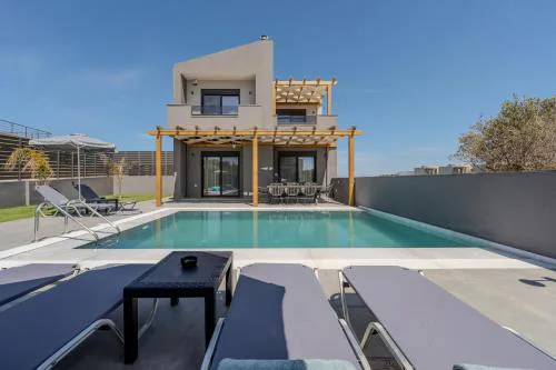 Rosy Villas Collection