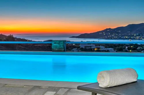 Oceania House with sea view