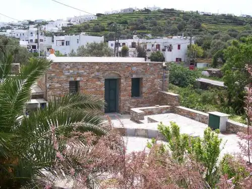 Sifnos stone house maison de pierre stone house