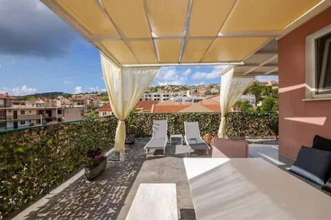 Argostoli Terrace Loft with Sea Views