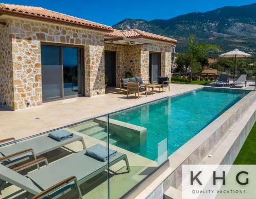 Golden Stone made Villa in Karavados village!