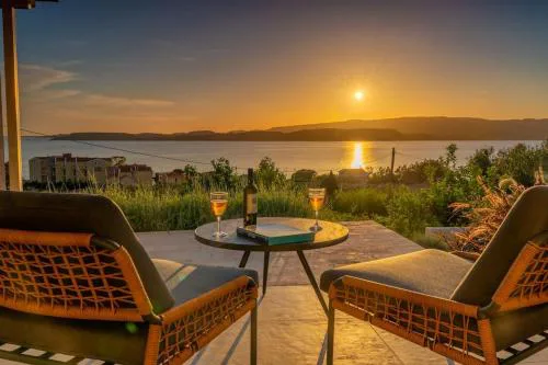 THALASSA VIEW RESIDENCE