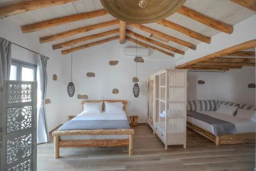 Erifi Luxury Suites