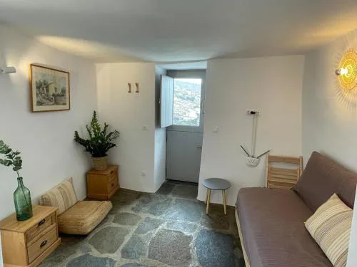 Lagadi House 1