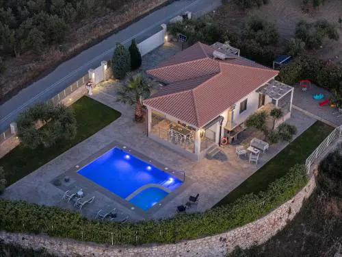 Merastri Villa