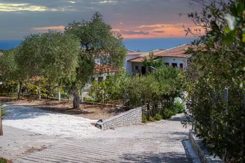 Giola Apartments And studios 1