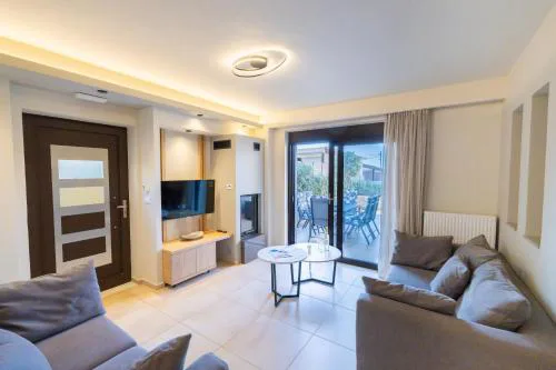 Villy Luxury Home by the Sea 1