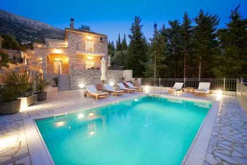 Ariadne villas