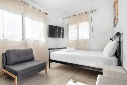 Elegant Suite near Beach 6