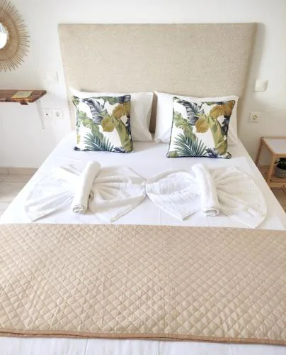 #3 Giorgos & Chara apartments