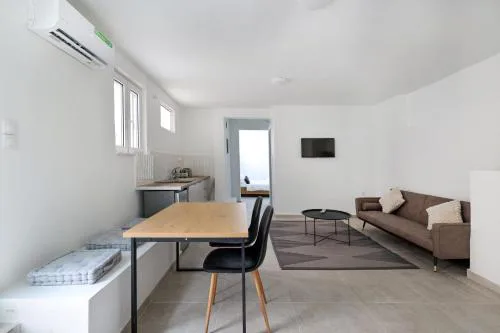 Muse Studios & Apartments