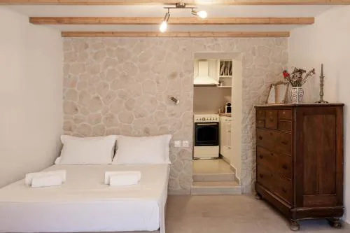 Mountain Mini Suite