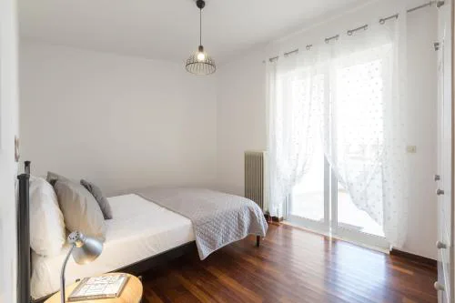 Cozy studio 300m from the beach and city center, free parking