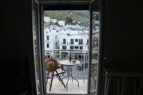AKTI Apartment