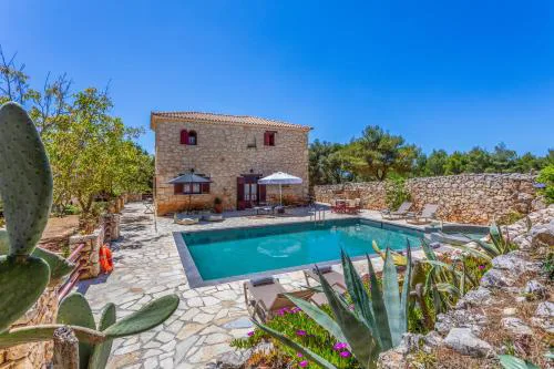 Villa Ira