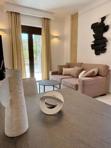 Agios Nikolaos Open Living Suite