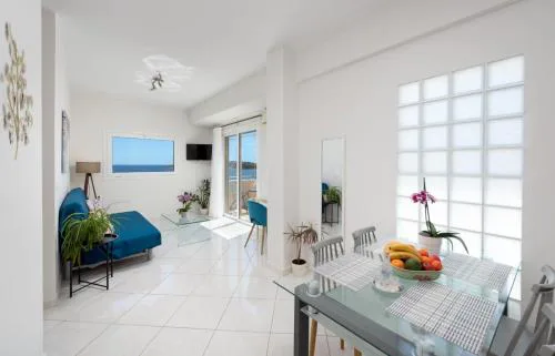 Evangelia cozy View