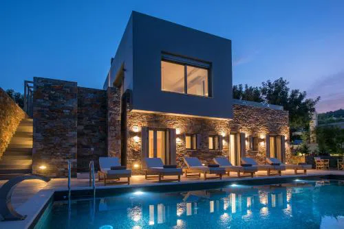 Luxurious Sea View Villa in Agios Nikolaos