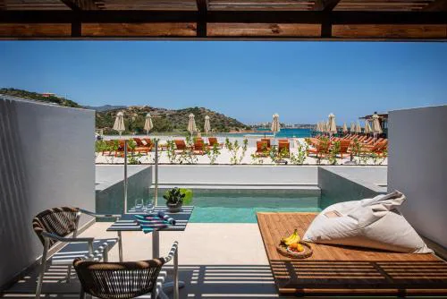 The River Suites Adults Only-A Seaside Experience