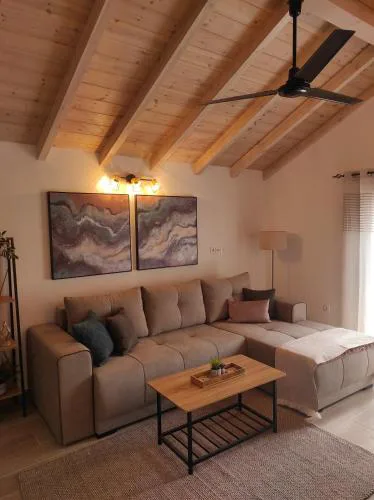 Garitsa Apartments B