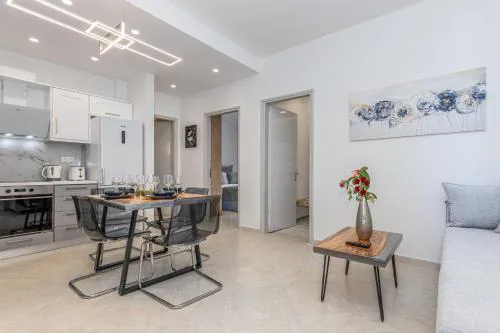 Port View Modern Apartment, Corfu Town