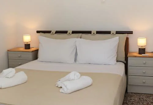 Aira Apartments