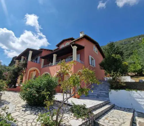 Atisis Apartments
