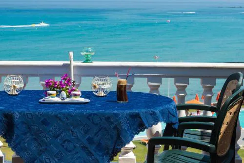 Andretina Sea View Apartments