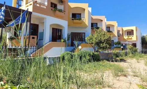 Menelaos Apartments