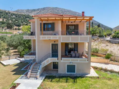 Villa Ourania near Myrtos