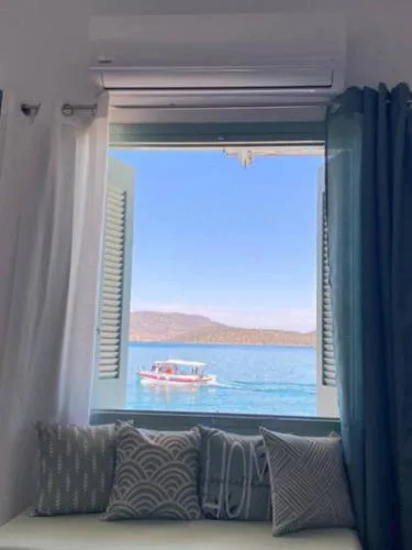 Εlounda Menta Mare