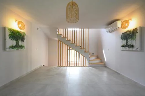 The Aeolina Collection