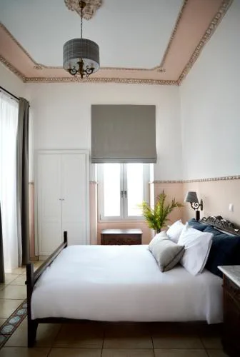 Apiro Syros