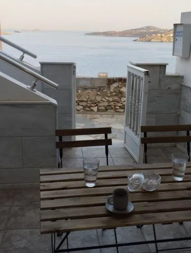 SEA BREEZE NEW VAPORIA SYROS
