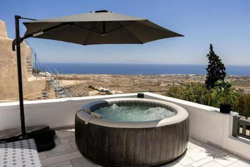 Parastia Luxury Villa Santorini - Private Jacuzzi