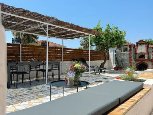 Nereid Bungalow