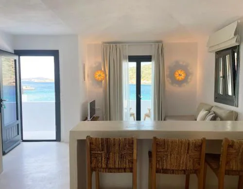 Faros Residences