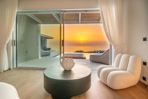 CASTA DIVA Luxury Accommodation