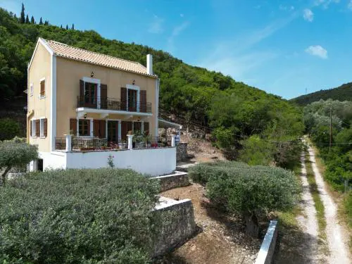 Fioroula's Villa Fiskardo