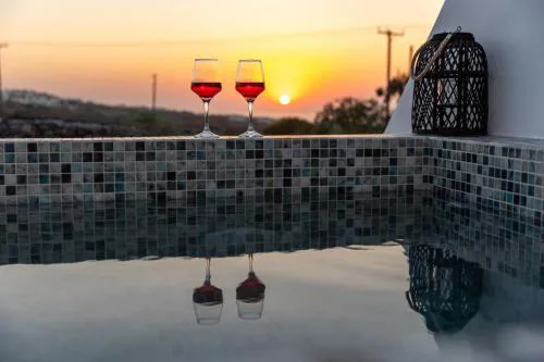 Theophrasti Suites