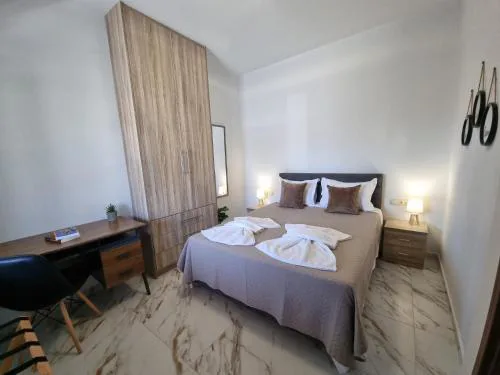 Maitos Apartments