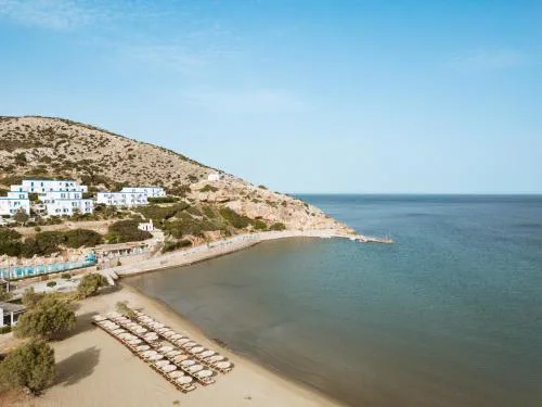 Dolphin Bay Seaside Resort & Suites